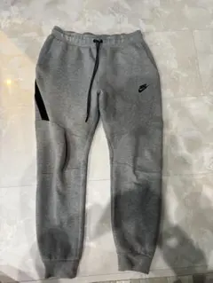 NIKE テックフリース パンツ