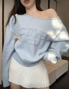 SHEIN ブルーニットトップスのサムネイル