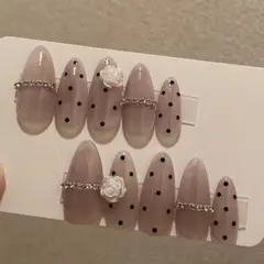 【現品】ネイルチップ　ドットネイル　綺麗目　ワンホン　韓国　マグネットネイル