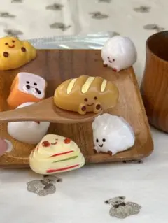 Item thumbnail for item e3bafb71-d7f9-43f3-9b18-6beb703a469d