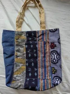絣布や古布のパッチワークデザイン トートバッグ　ハンドメイド