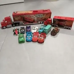 カーズミニカー11台とトレーラー2台セット