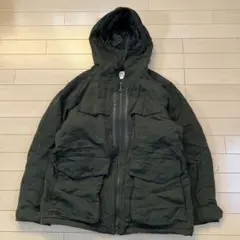 2,20 ユニクロ ホワイトマウンテニアリング ダウンジャケット カーキ M