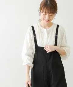 URBAN RESEARCH ドビーエアリーコットンギャザーブラウス