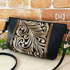 インド刺繍リボン ハンドメイド ふっくらショルダーバッグ M 黒×ゴールド