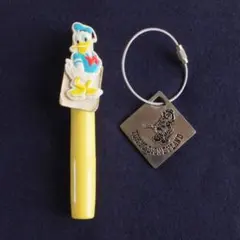 レトロ　ドナルドダック キーホルダー　ペンライトセット