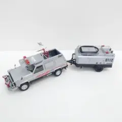 アオシマ1/24 西部警察 サファリ4WD ＆タンクカー プラモデル完成品のサムネイル