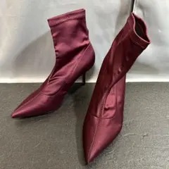 タグ付き ZARA BASIC ザラ ストレッチ ショートブーツ ヒール