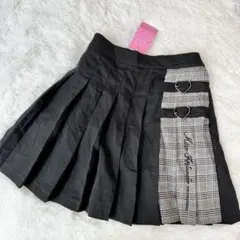 新品タグ付き　メゾピアノジュニアハートバックルプリーツスカパン　チェック柄150