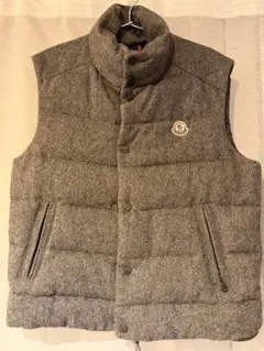 MONCLER グレー ダウンベスト