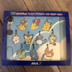 ANA BOEING747 ポケモンジェット キーホルダー 飛行機【陶器製