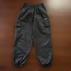 NIKE カーゴパンツ　140のサムネイル