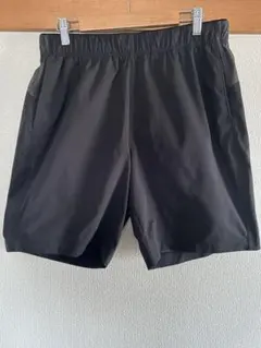UNIQLO ウルトラストレッチアクティブショートパンツ ブラック Lサイズ