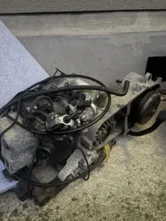 アドレスv125g エンジン　ハンガー付きのサムネイル