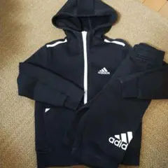 美品　adidas ブラック スウェットパーカー　セットアップ