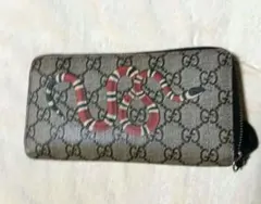Gucci スプリーム ウルフプリント ジップアラウンドウォレット - メルカリ