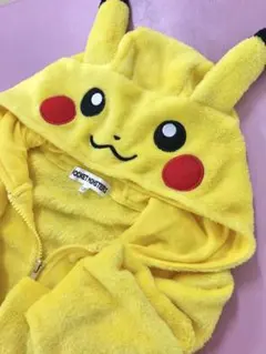 ポケットモンスター ピカチュウ　　　　　　　　着ぐるみパジャマ