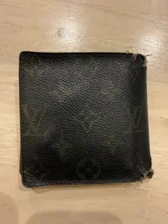 大幅 お値下げ❗️ルイヴィトン 財布 VUITTON折り財布 くすみカラーが大人っぽい♪】ルイヴィトン 折りたたみ財布 (Louis