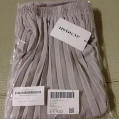 JUNOAH プリーツロングスカート グレー Mサイズのサムネイル
