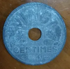 1943年 フランス 10セント硬貨 穴あき - メルカリ