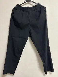 ブラック スラックス センタープレス