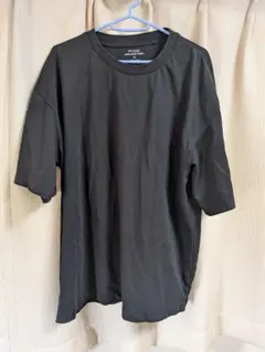 GU ドライポンチ Tシャツ