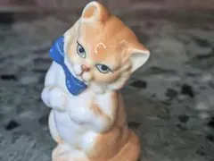 美品】ROYAL DOULTON ロイヤルドルトン 英国 猫の置物 白猫 - メルカリ