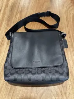 COACH ショルダーバッグ ブラック レザー　３回使用だけの美品