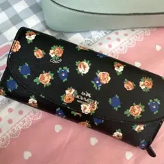 COACH 花柄 長財布