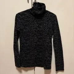 UNIQLO ヒートテック タートルネック レオパード柄 M