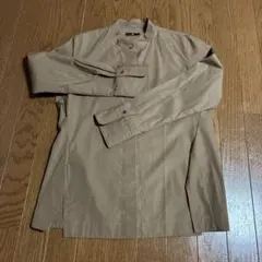 +J スタンドカラーシャツ ベージュプラウン