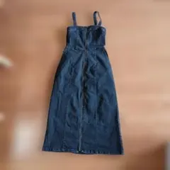 GU デニムワンピース　ストレッチ効き
