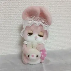 ウサギの羊毛フェルト　キーホルダー