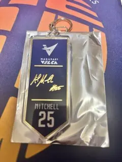 長崎ヴェルカ　アキル・ミッチェル選手　箔押しサインアクリルキーホルダー
