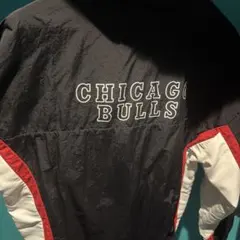 Chicago Bulls ナイロンジャケット ブラック M レア物のサムネイル