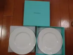 新品 未使用Tiffany ティファニー テラスプレート ホワイト ２枚 箱ありのサムネイル