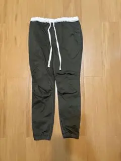 BEAMS PLUS ジョガーパンツ カーキ Mサイズのサムネイル
