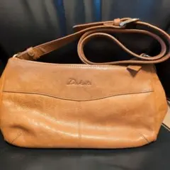 Dakota ブラウンレザー ショルダーバッグ