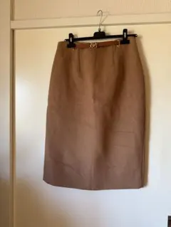 新品未使用ベージュ 冬用秋用スカート デザインベルト付きサイズXL