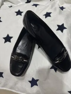 BALLY エナメル ローファー ブラックのサムネイル