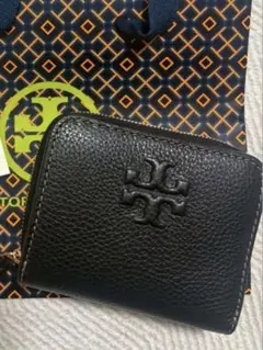 ハピムーン様　Tory Burch ブラックレザー二つ折り財布