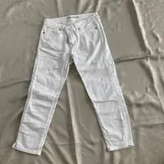 ユニクロ　スキニーフィット25インチ