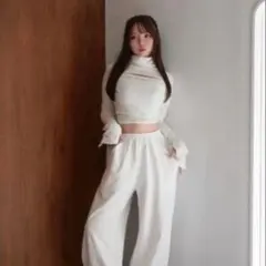 andmary アンドマリー Luna logo tops - メルカリ