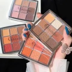 GUIKAMI backstage eyeアイシャドウ