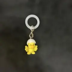 たべっ子どうぶつ　ひよこ　めじるしチャーム