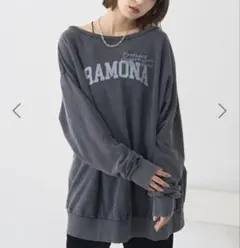 タグ付き新品‼️ 肩出しもできる★ランダム刺繍オフショルプルオーバー♡