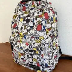 ✨ピーナッツ✨カラフルスヌーピー総柄リュック　ナップサック