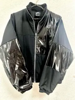 2025年最新】ナイキ エナメル ダウンジャケットの人気アイテム - メルカリ