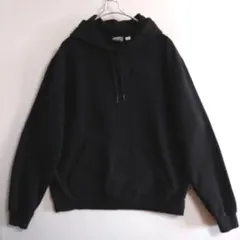 ★A31　PUMA　ふっくらスウェットパーカ　L　黒　US古着のサムネイル