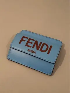 FENDI イヤホンケース ブルー FFロゴ - メルカリ